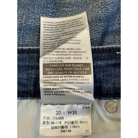 Signature by Levi Women's Mid Rise Denim Shorts Rolled Cuffed Hem Blue Size 20 - Picture 7 of 7